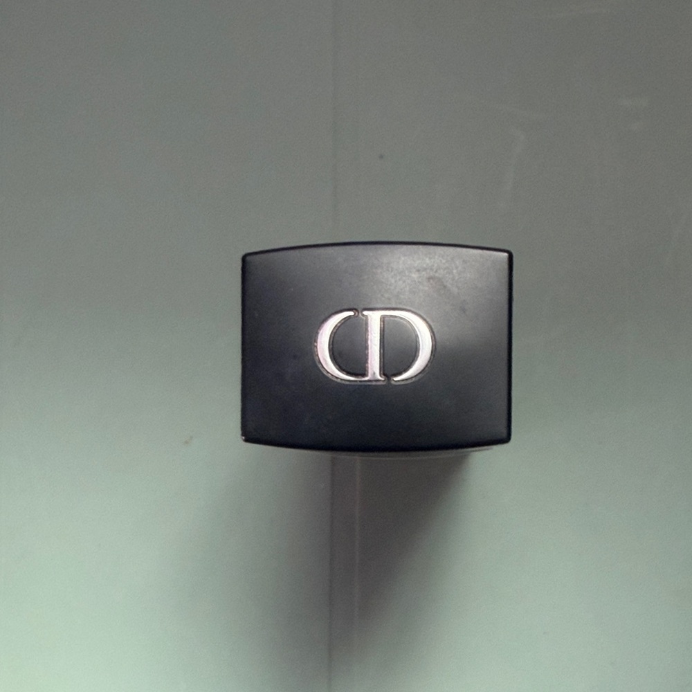Dior Forever Foundation - Shade 2W - Picture 3 of 8